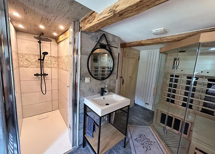 شقة Frushi By Interhome غروسشوناو