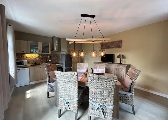 Frushi By Interhome غروسشوناو